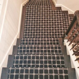 Grey stair runner and carpet runner with lattice pattern.png